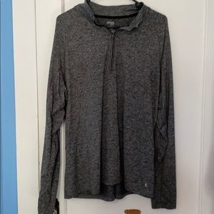 Athletic long sleeve